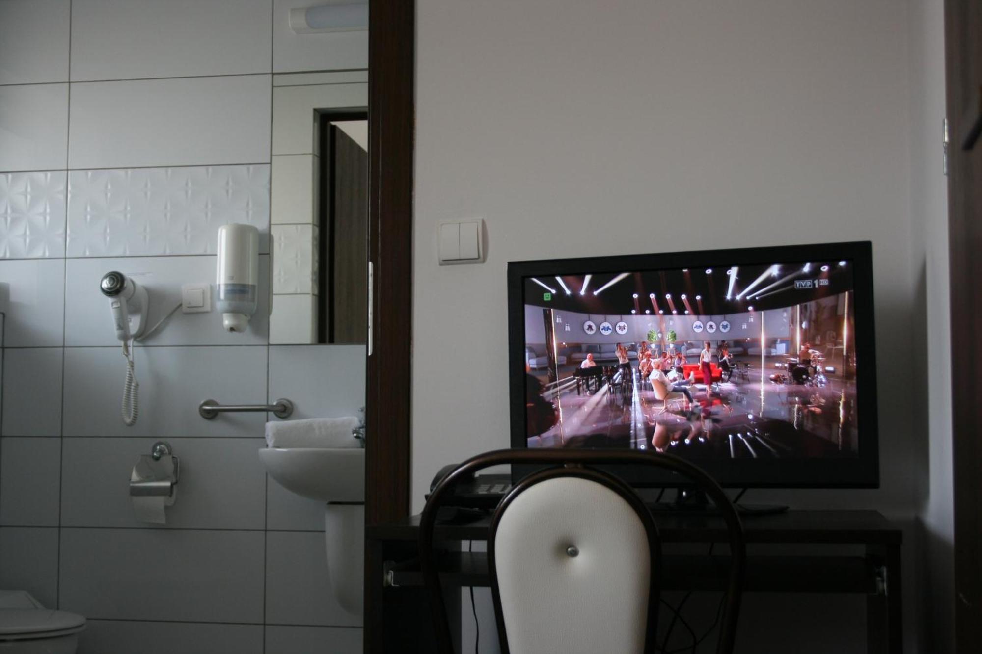 קרקוב Hotel Junior 2 מראה חיצוני תמונה