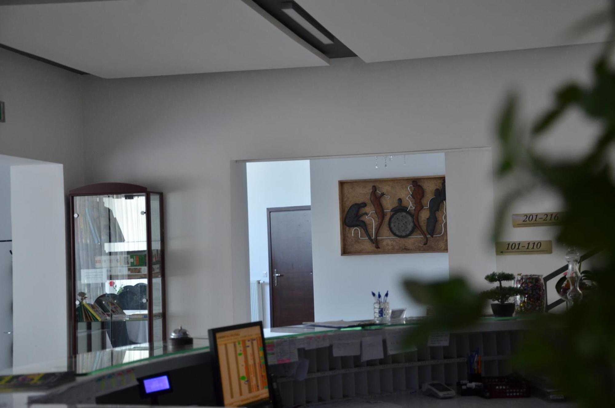 קרקוב Hotel Junior 2 מראה חיצוני תמונה
